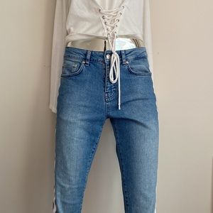 Cropped striped jeans